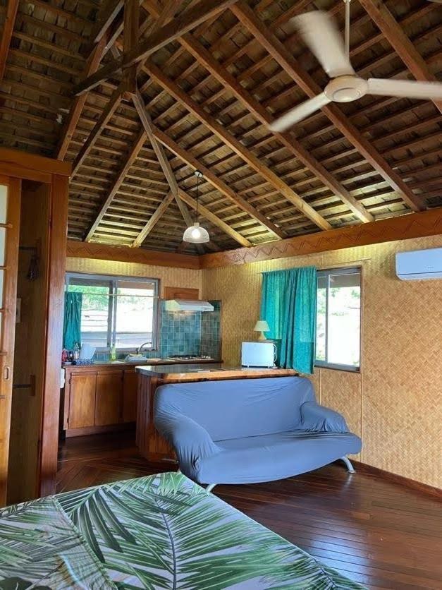 Tehuarupe Surf Studios Haapiti エクステリア 写真