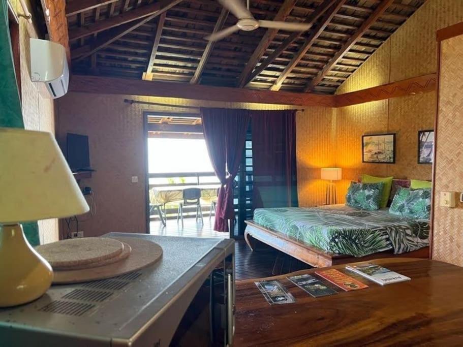 Tehuarupe Surf Studios Haapiti エクステリア 写真